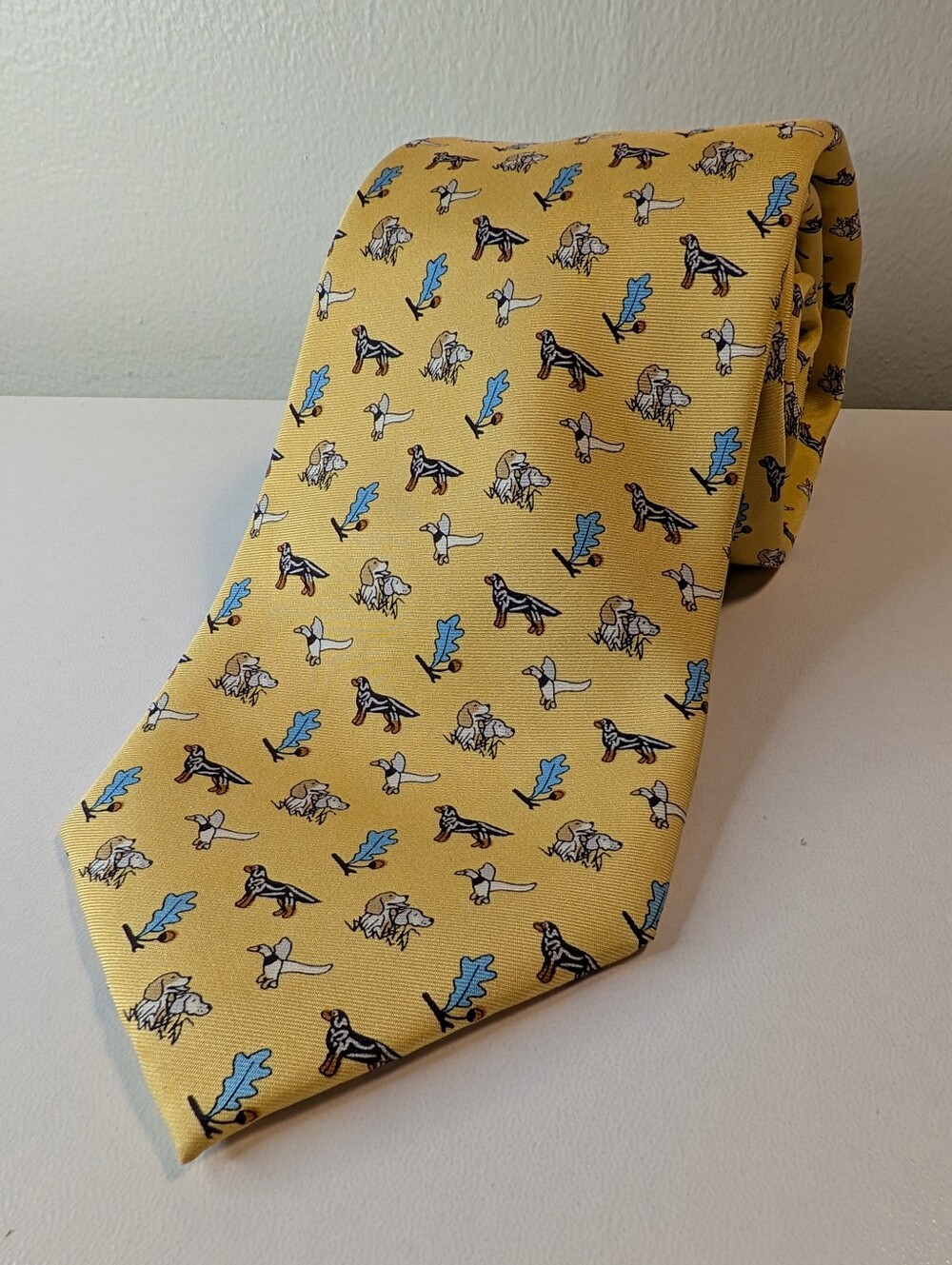 Southern Tide Yellow Hunting Dog Duck Print Silk Tie Made in Italy